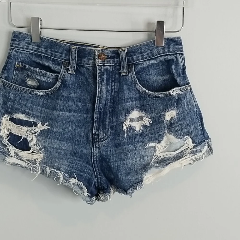 Abercrombie & Fitch Denim Destroyed Shorts Size 2